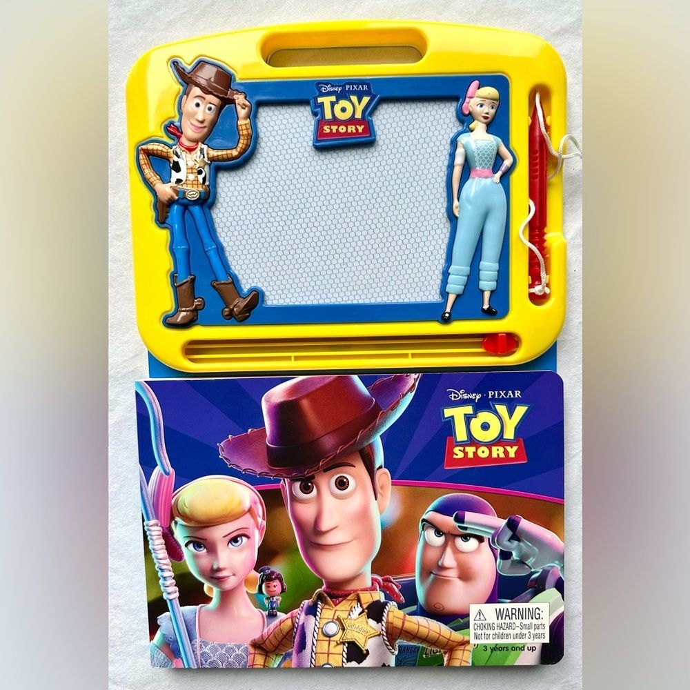 Disney Pixar Toy Story Magnetic Drawing Board & How-to-Draw Book